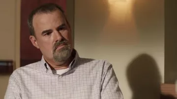 Grey White Plaid Shirt worn by John Harrison (Alex Kendrick) as seen in Overcomer