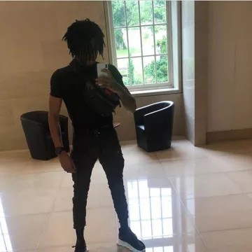 Tumi Utility Bag worn by Scarlxrd on his Instagram account