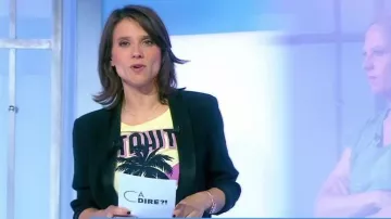 La camiseta amarilla "Tahití" de Mélanie Taravant en C para decir el 25.06.2019