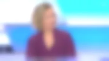 Camisa de manga larga crepé de seda de Caroline Roux en C dans l'air el 25.06.2019