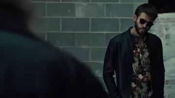 Floral Shirt worn by Moe (Liam Hemsworth) as seen in Killerman