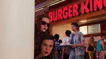 Gafas de sol rojas usadas por Max Mayfield (Sadie Sink) en Stranger Things (Temporada 3)