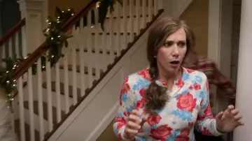 Rouge Bleu Blanc Fleur Chandail porté par Audrey (Kristen Wiig) Où avez-Vous Aller, Bernadette