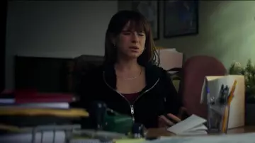 Black Zip-up Hoodie Long Sleeve worn by Rose-Lynn (Jessie Buckley) as seen in Wild Rose