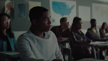 Le sweatshirt gris de Luce Edgar (Kelvin Harrison Jr.) dans Luce