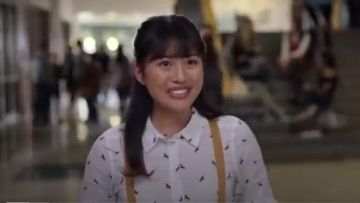 H&M Cotton Shirt in White/Horses worn by Rachelle Cohen-Strauss (Haley Tju) in Trinkets (Season01 Episode01)