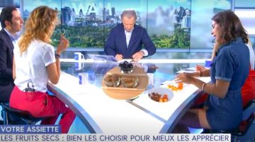 La combishort en jean de Raphaele Marchal dans William à midi le 26.06.2019