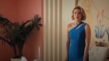 Halo noir Yara Robe bleue portée par Petra Solano (Yael Grobglas) dans Jane the Virgin (Season05 Episode14)