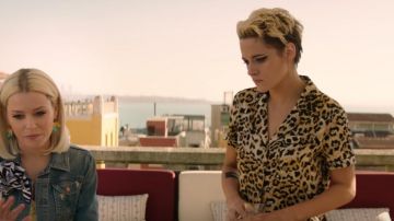 Animal print shirt Leopard worn by Sabina Wilson (Kristen Stewart) in Charlie's Angels