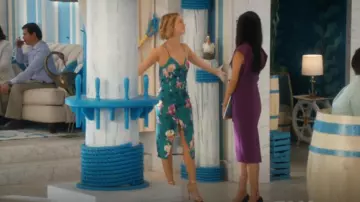 La robe à fleurs verte de Petra Solano (Yael Grobglas) dans Jane the Virgin (S05E14)