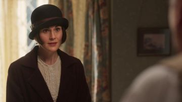 Sombrero de bombín redondo negro usado por Lady Mary Crawley (Michelle Dockery) en Downton Abbey