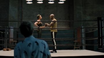 The jogging pants side band of Bosley (Djimon Hounsou) in Charlie's Angels