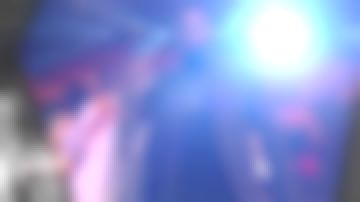 The trench coat plaid blue Asos worn by Damso for The victoires de la musique 2019