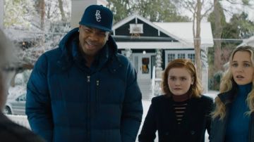 The down jacket blue Young Fridge (Ser Darius Blain) in Jumanji : Welcome to the Jungle 2