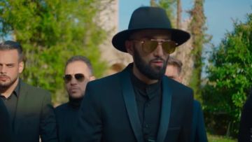 Sunglasses brown de Niro in his clip with Ninho - Kim Jong-il