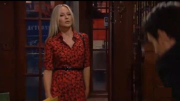 Vestido de camisa floral de Elie Tahari Aisha usado por Sharon Collins (Sharon Case) como se ve en The Young and the Restless JUNIO 28, 2019
