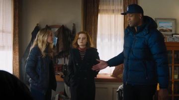 The cloak worn by Young Martha (Morgan Turner) in Jumanji : Welcome to the Jungle 2