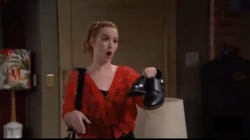 La Kooples Sheer Lace-Encart de Haut en Coton porté par Mariah Copeland (Camryn Grimes) comme on le voit dans les Jeunes et Les Agités du 2 JUILLET 2019