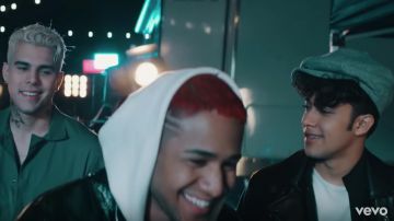 Gray Baker Boy Cap worn by Joel Pimentel as seen in De Cero music video by CNCO