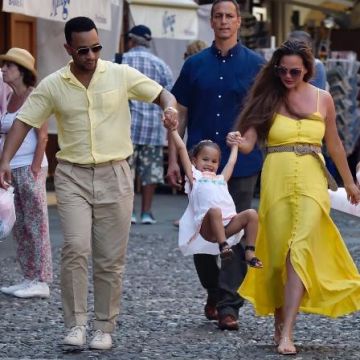 Common Projects Original Achilles Leather Sneakers worn by John Legend in Portofino - 2 July 2019