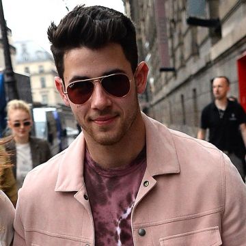 Ray-Ban Pilot 58Mm Gradient Sunglasses worn by Nick Jonas Paris - 23 June 2019