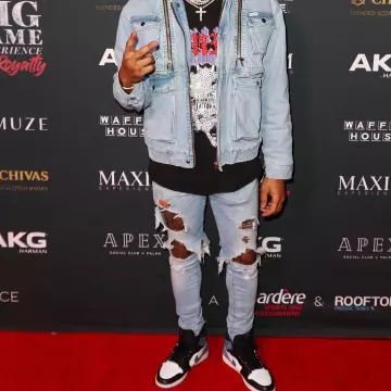 Les sneakers Jordan 1 Retro High Blue Moon de Odell Beckham Jr. sur son compte Instagram @obj