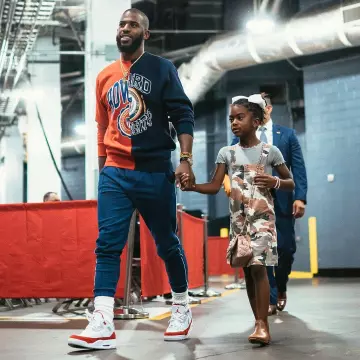 Les Sneakers Jordan 3 Retro Tinker White University Red de Chris Paul sur le compte instagram de @cp3
