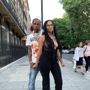 Moschino centurion jouet ours T-shirt porté par la richesse de l'Enfant sur son Instagram account @richthekid