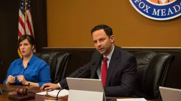 Blue Button Blouse worn by Dawn (Allison Tolman) in The House