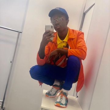 caleb mclaughlin sneaker shopping