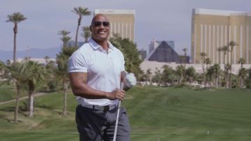 Pantalón gris usado por Spencer Strasmore (Dwayne Johnson) en Ballers (S03)