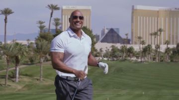 Camiseta Polo Blanco usada por Spencer Strasmore (Dwayne Johnson) en Ballers (S03)