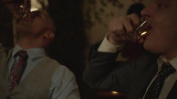 Chaleco beige usado por Spencer Strasmore (Dwayne Johnson) en Ballers (S03)