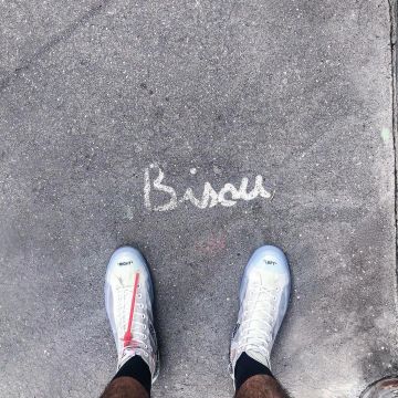 Las zapatillas Converse x Off white (OG) de Anil Brancaleoni en su cuenta de Instagram @anilbrancaleoni