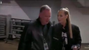 Vetements Réversible Police de la Veste portée par Dorit Kemsley Au Real Housewives de Beverly Hills (Saison 09 Episode 11)