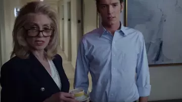 Blazer worn by Judith Montefiore-Salters (Judith Light) in Hot Air