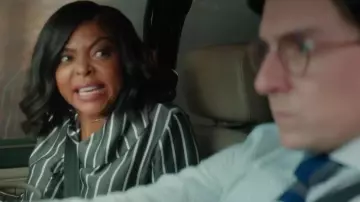 La chemise rayée portée par Ali Davis (Taraji P. Henson) dans Ce que veulent les hommes