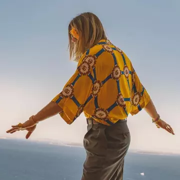 La chemise jaune imprimée Gucci de SCH sur son compte Instagram @sch