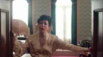 Le peignoir en soie porté par Judy Garland (Renée Zellweger) dans Judy