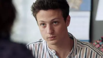 The shirt collar mao Pull & Bear range by Arthur (Acad Cosset) in Tomorrow belongs to us