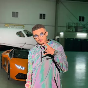 The cutting wind R-Nation, carried by RK in his account Instagram @rkofficiel_77