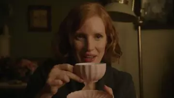 La tasse rose de Beverly Marsh (Jessica Chastain) dans Ça : Chapitre 2