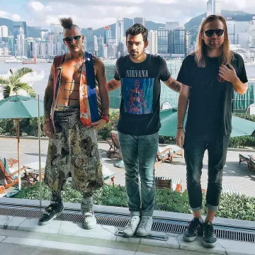 The t-shirt Nirvana of Joe Jonas on his account Instagram @joejonas