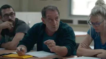 Le pull à col cheminée et fermeture éclair de Laurent Amédéo (Vincent Lindon) dans En guerre