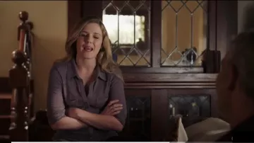 James Perse Sheer Slub Panel Shirt worn by Cassie Bishop (Harriet Dyer) in The InBetween (Season 01 Episode 05)