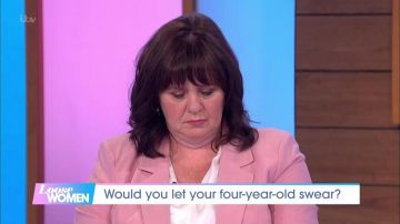 Rose Blazer porté par Coleen Nolan en Vrac, les Femmes 12/07/2019