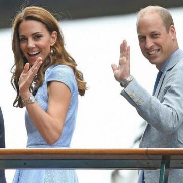 Cartier Ballon Bleu de Montre d'Acier Inoxydable porté par Catherine, Duchesse de Cambridge tournoi de Tennis de Wimbledon, le 14 juillet 2019