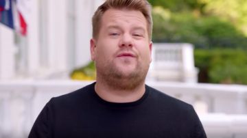 Suéter negro de manga larga usado por James Corden como se ve en The Late Late Show with James Corden el 20 de junio de 2019