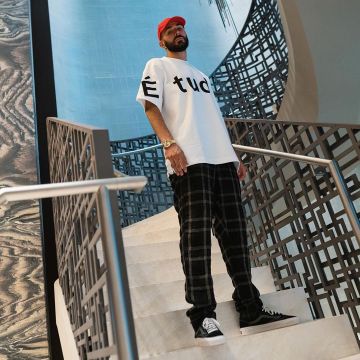 The pair of Vans Old Skool in black worn by Karim Benzema on his account Instagram @Karimbenzema