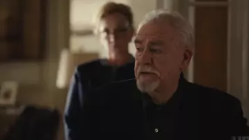 La veste de costume portée par Logan Roy (Brian Cox) dans Succession (S02E01)